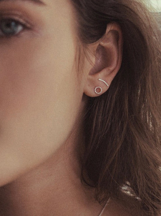 Linda Tahija - Beaded Circle Stud Earrings - Sterling Silver