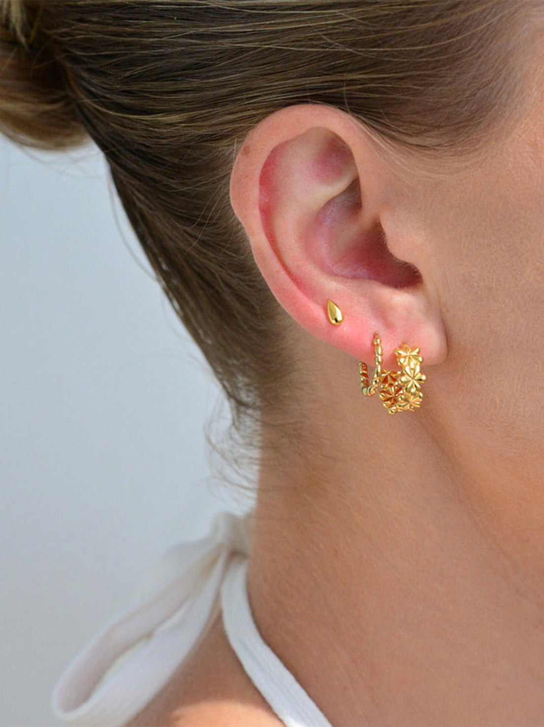 Linda Tahija - Petal Stud Earrings - Gold Plated