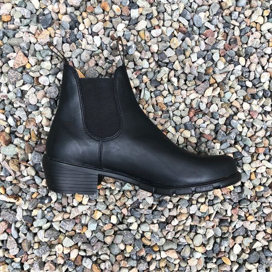 Blundstone - 1671 Womens Heeled Chelsea Boot - Black