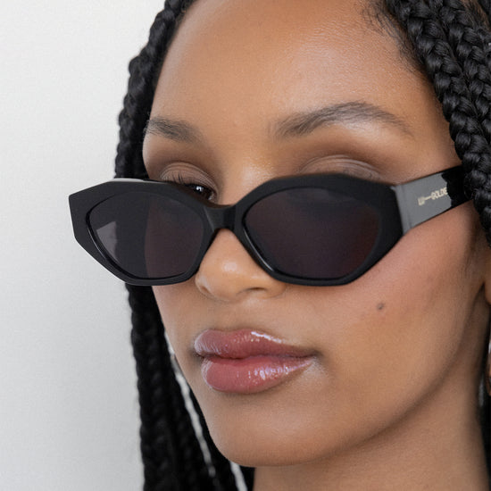 Lu Goldie - Eliana Sunglasses - Black