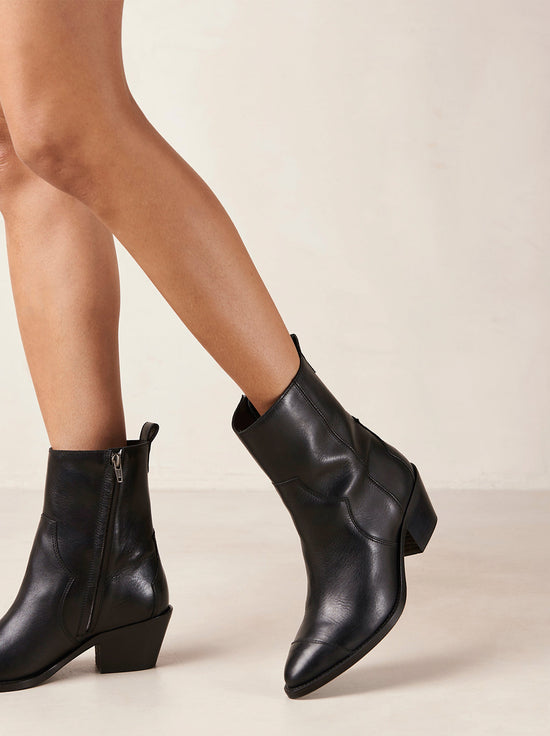Alohas - Austin Ankle Boots - Black Leather