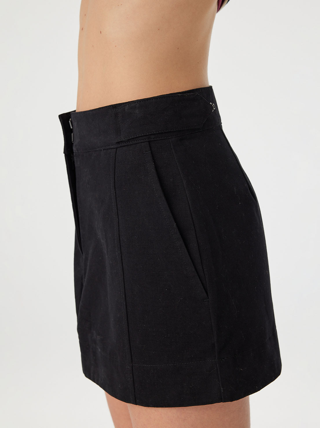 Arcaa Movement - Eames Mini Skirt - Black