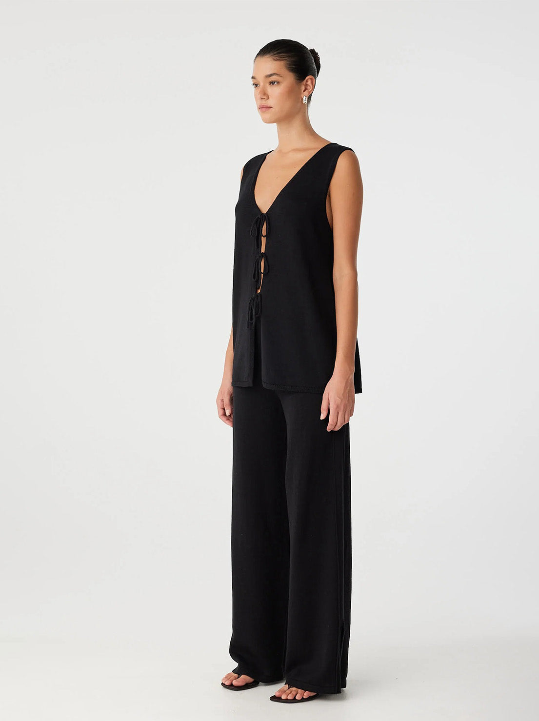 Arcaa Movement - Poppy Longline Top - Black