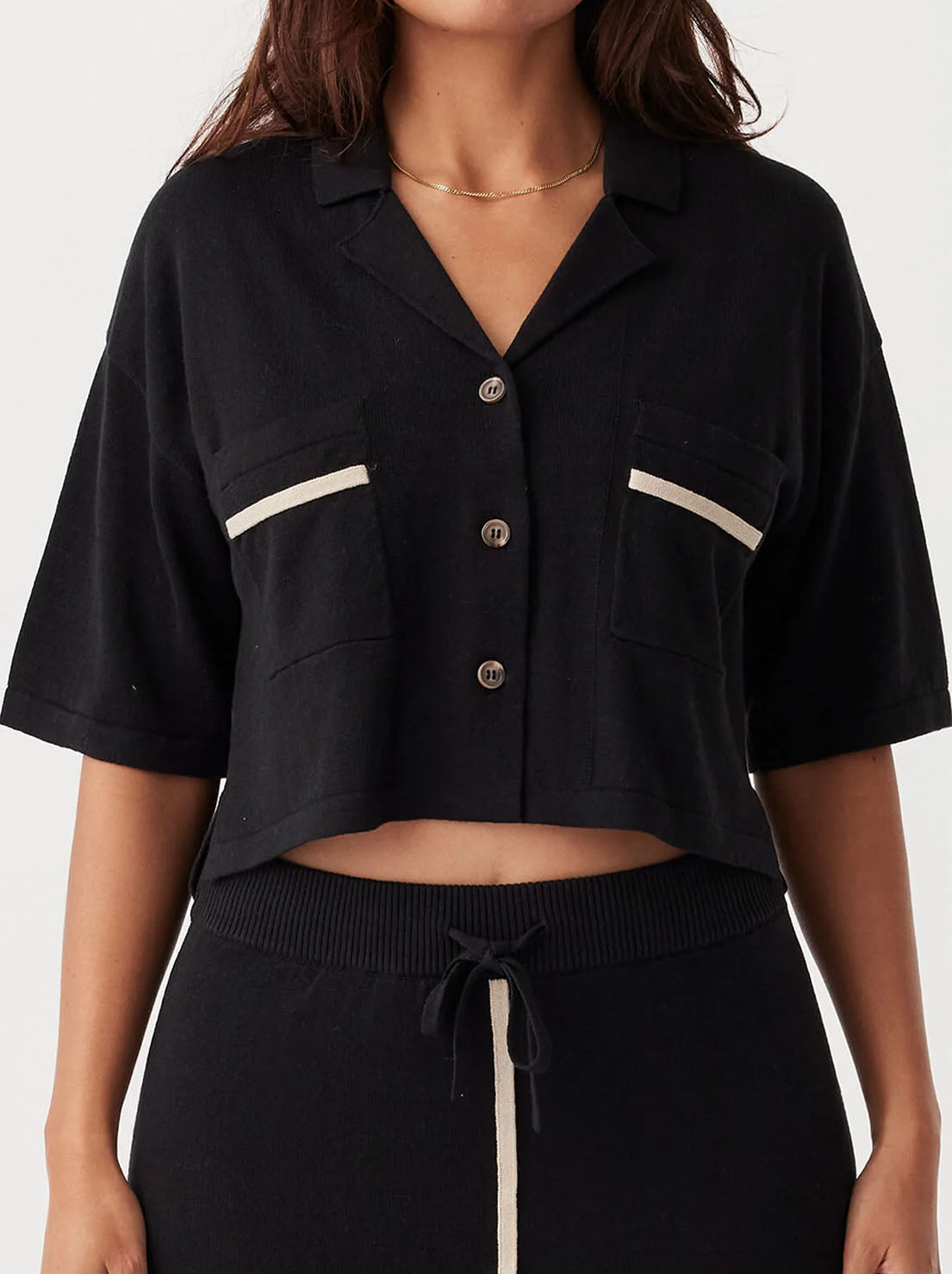 Arcaa Movement - Quinn Cropped Shirt - Black & Taupe