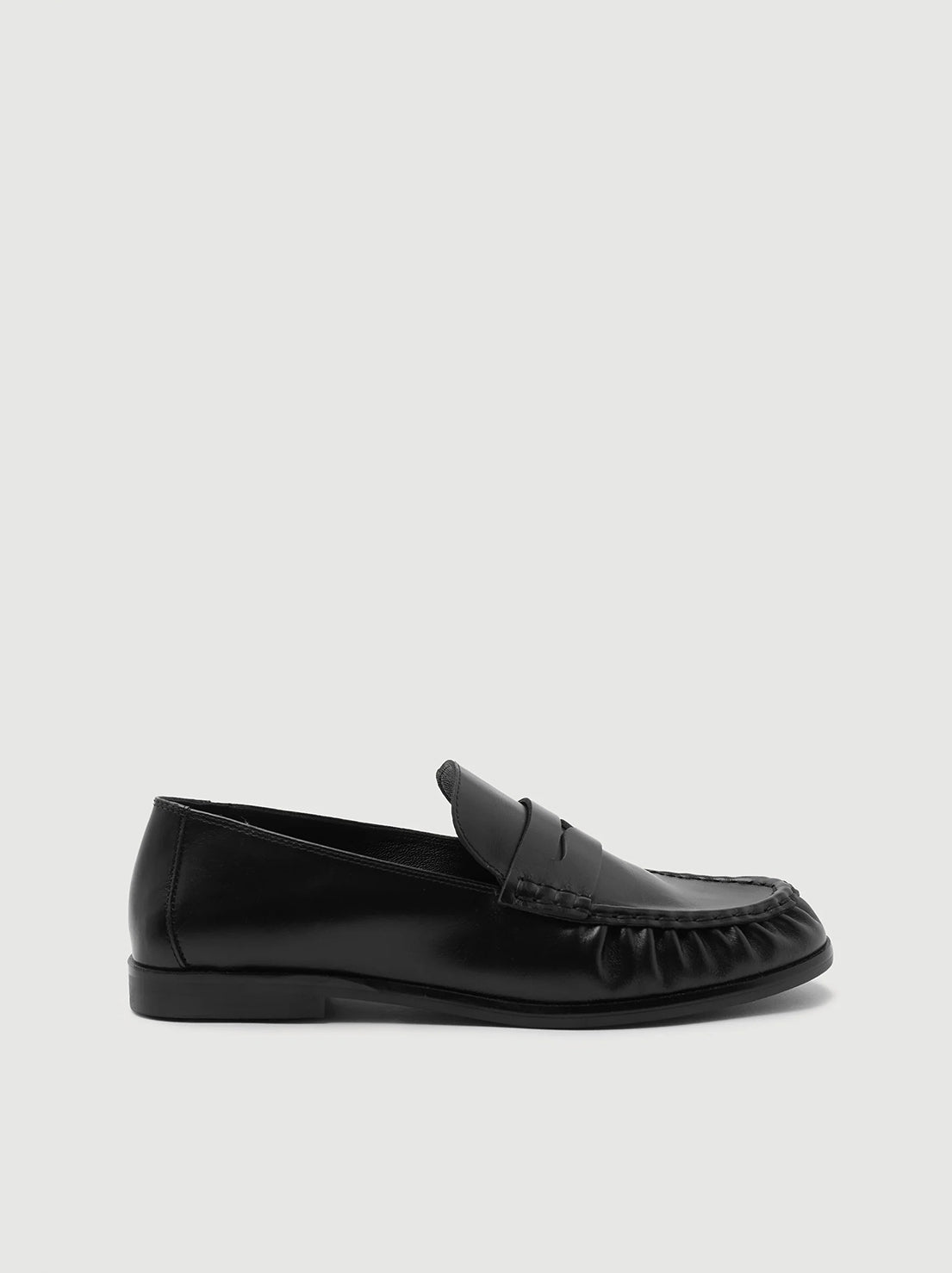 Assembly - Avenue Leather Loafer - Black