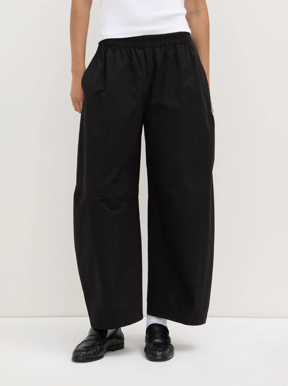 Assembly - Lola Barrel Pant - Black