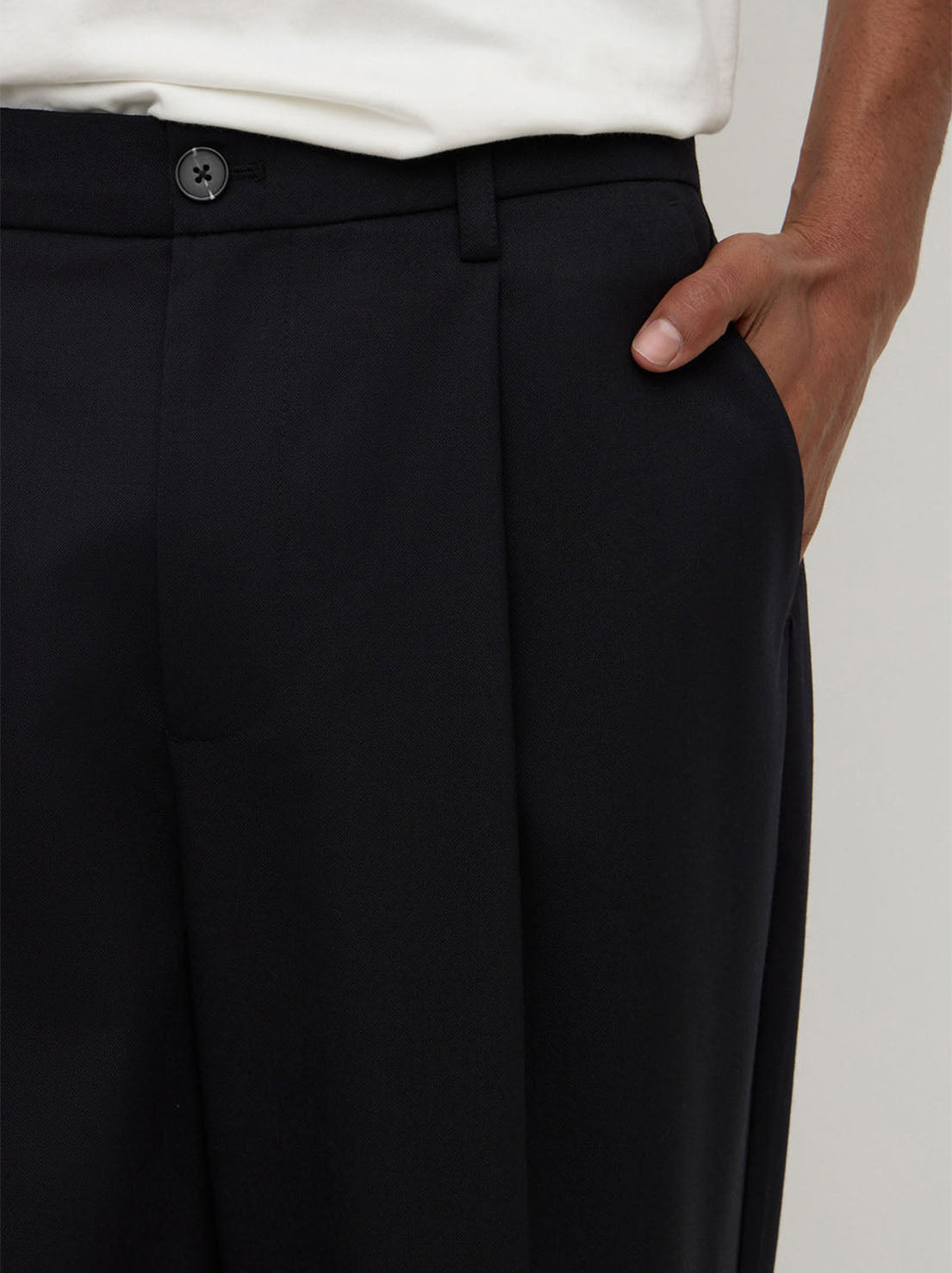Assembly Label - Ari Tailored Pant - Black