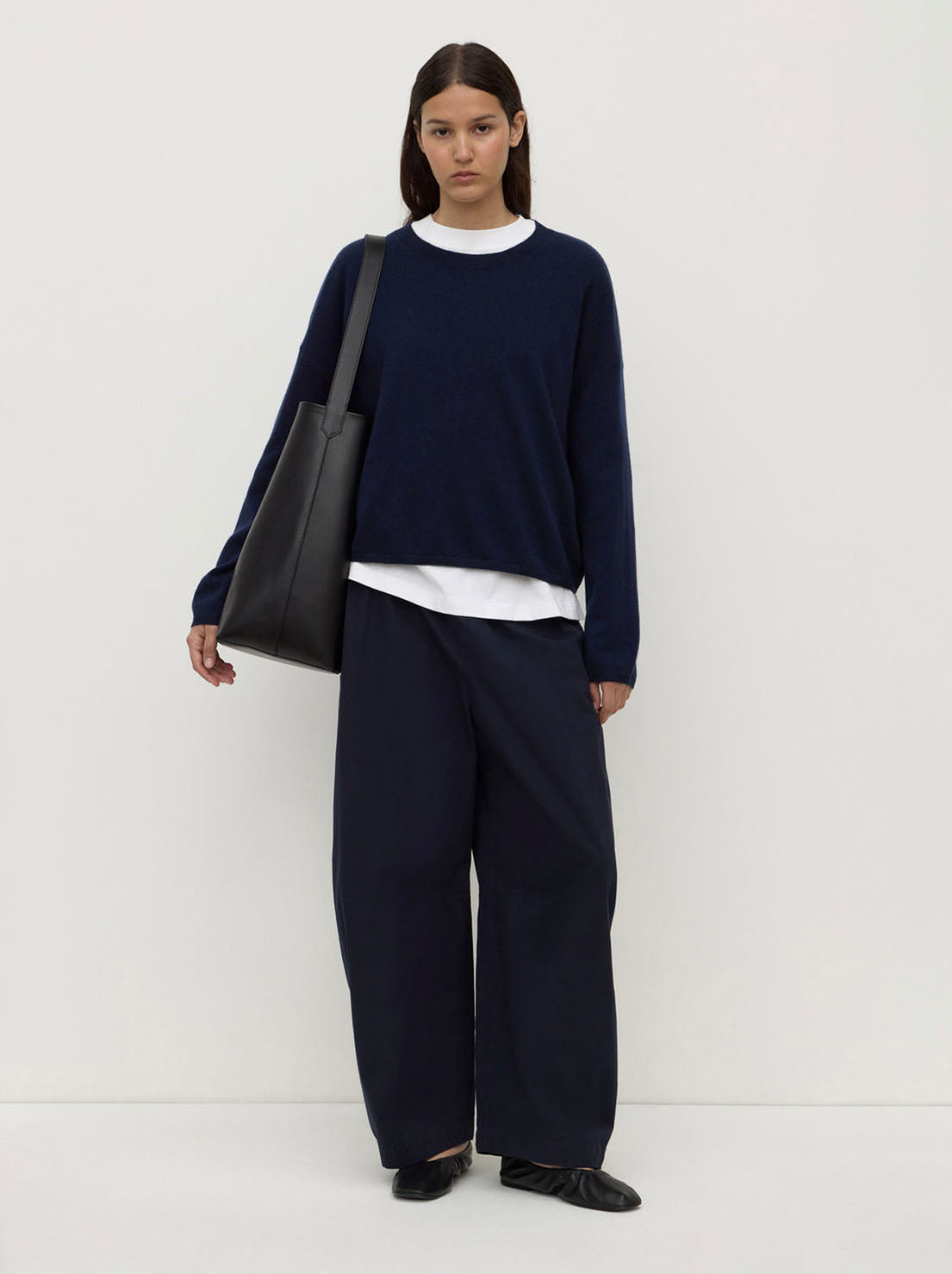 Assembly Label - Lola Barrel Pant - Navy