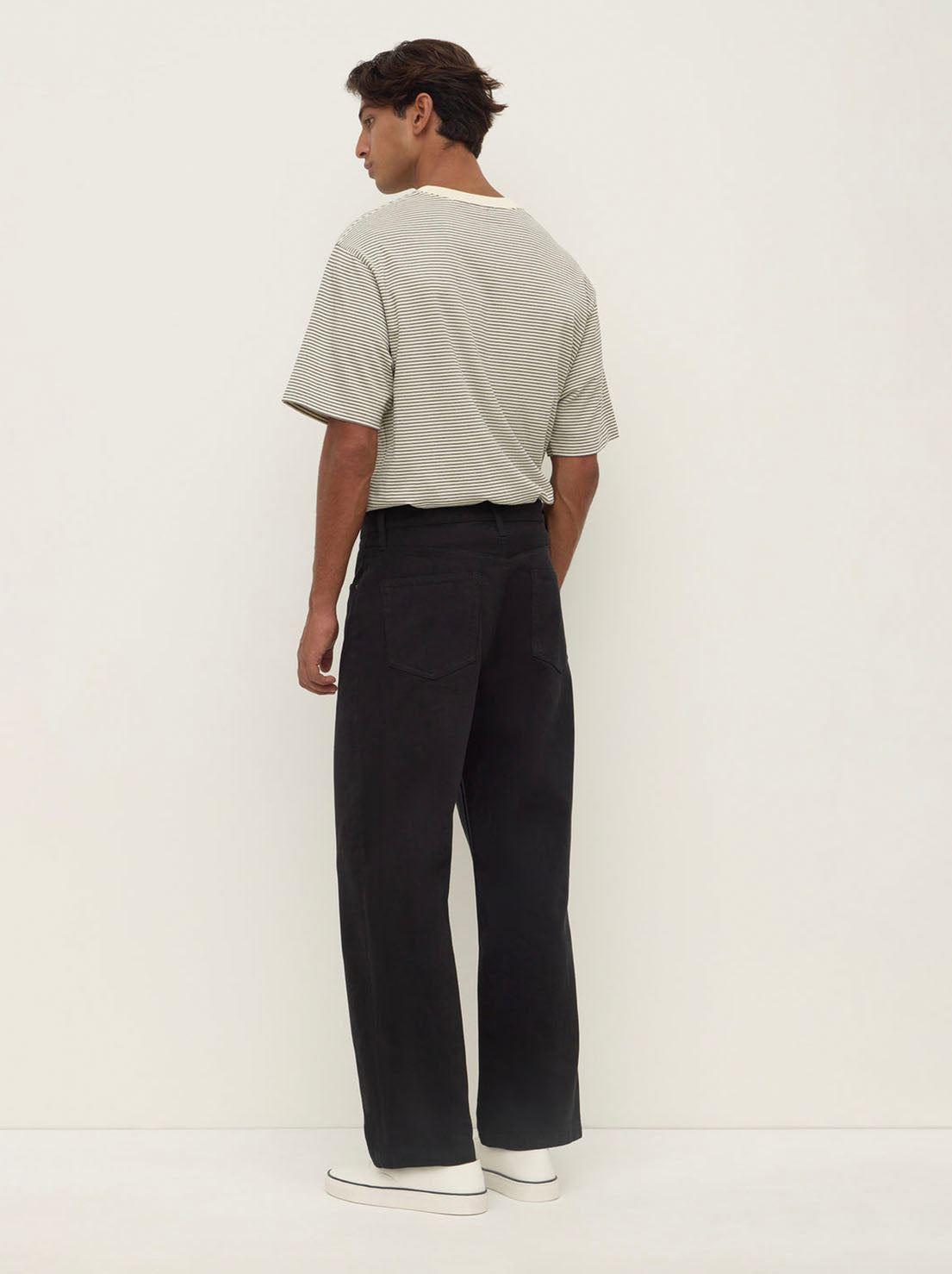 Assembly Label - Mens Relaxed Jean - True Black