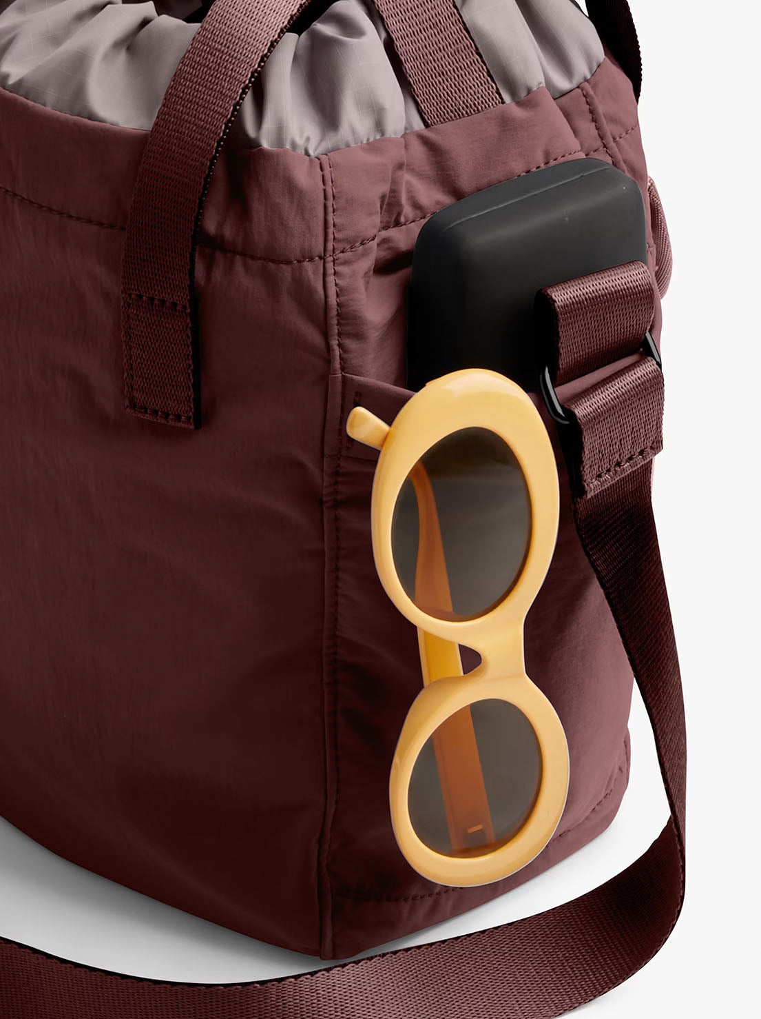 Bellroy - Cinch Bucket Bag - Burgundy
