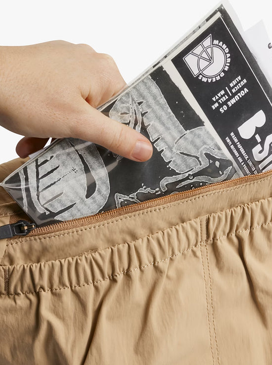 Bellroy - Cinch Messenger Bag - Sand Dune