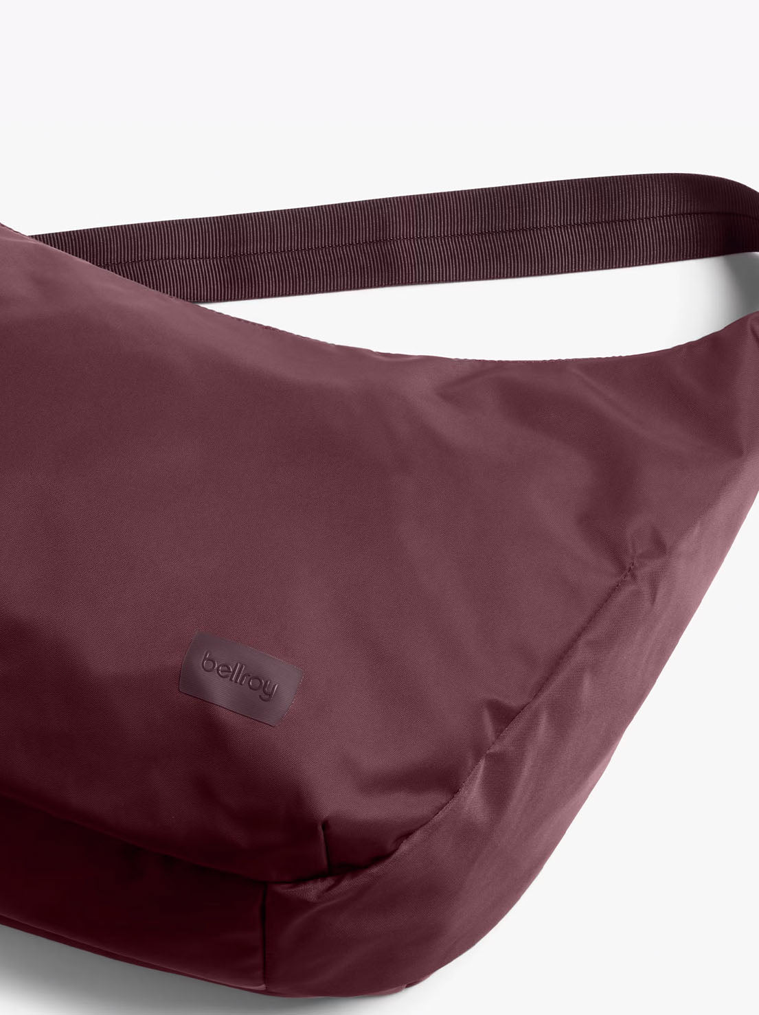 Bellroy - Laneway Crescent Bag 12L - Fig