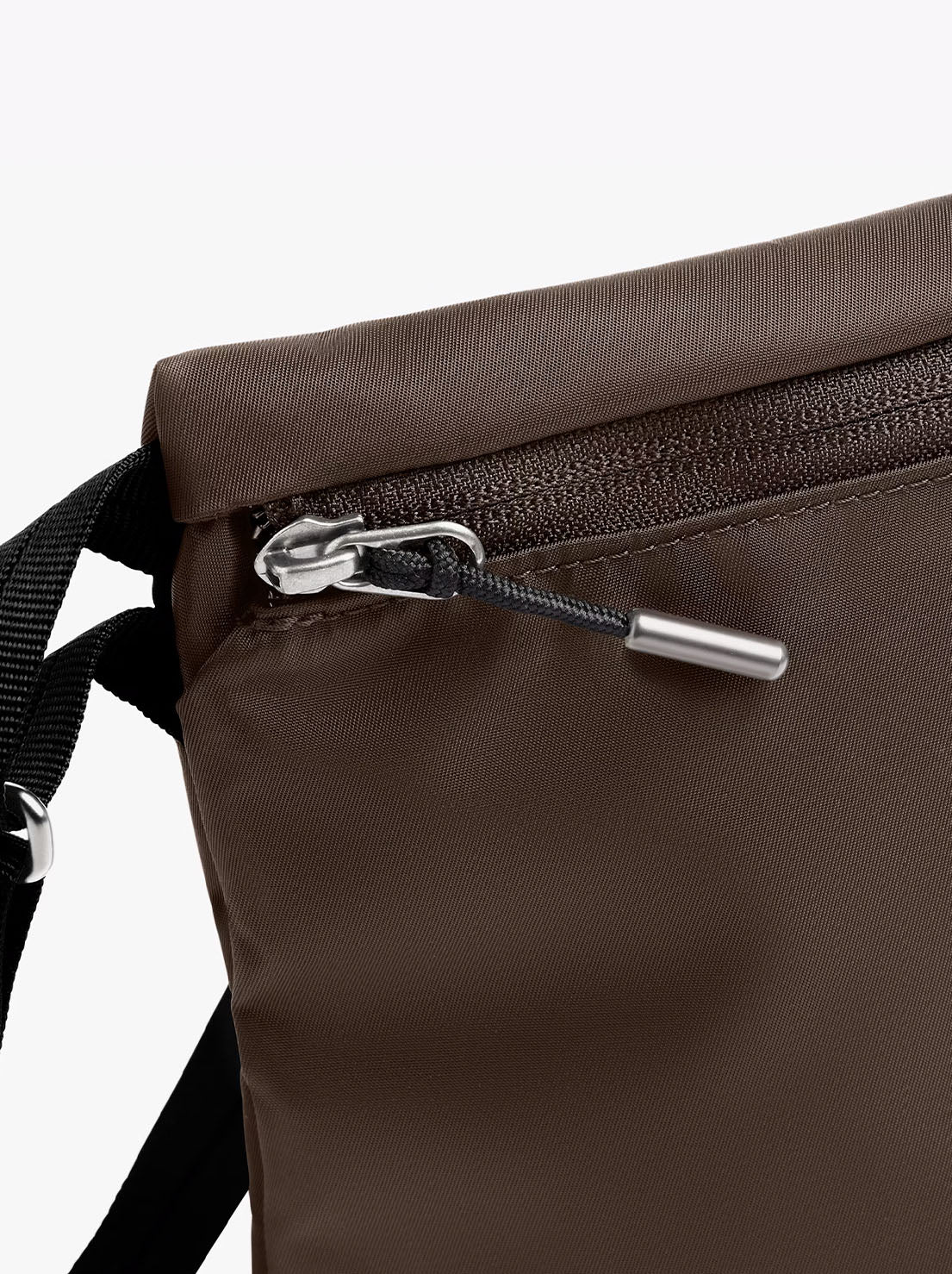 Bellroy - Laneway Sacoche - RiverRock