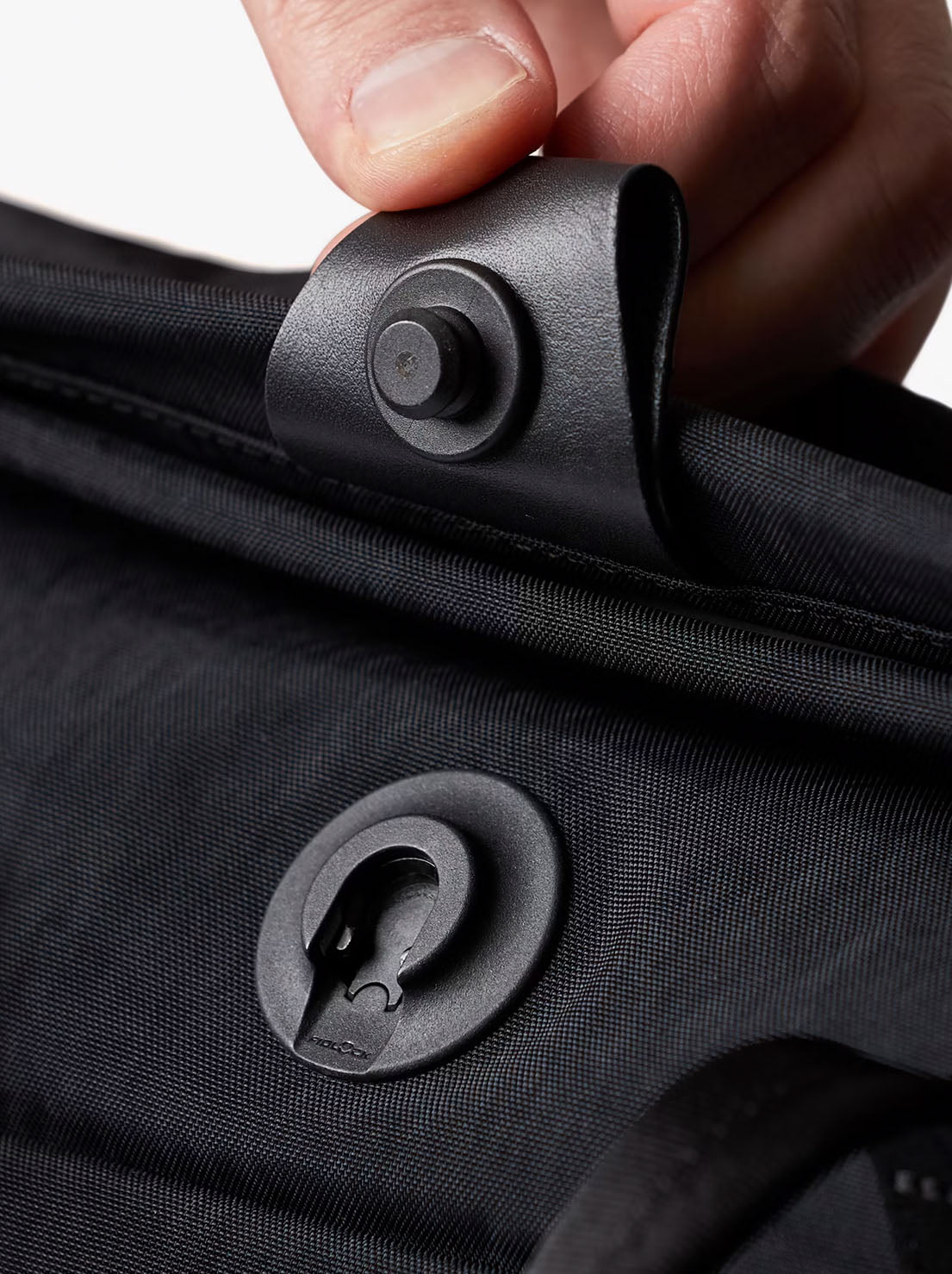 Bellroy - Tokyo Messenger Bag 14" - Raven