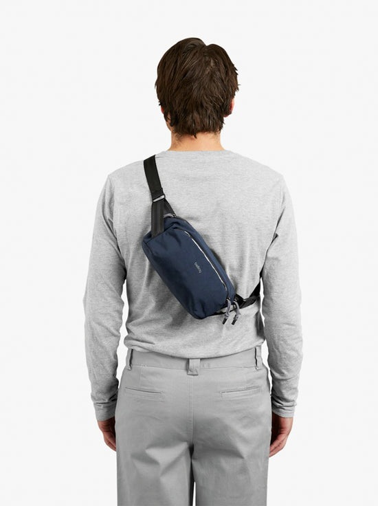 Bellroy - Venture Ready Sling 2.5L - Nightsky