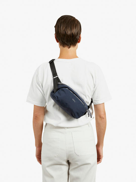 Bellroy - Venture Ready Sling 2.5L - Nightsky