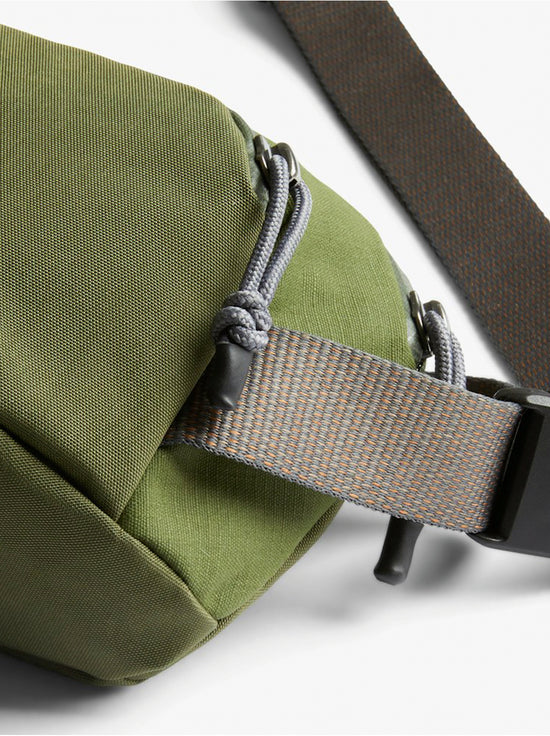 Bellroy - Venture Ready Sling 2.5L - Ranger Green