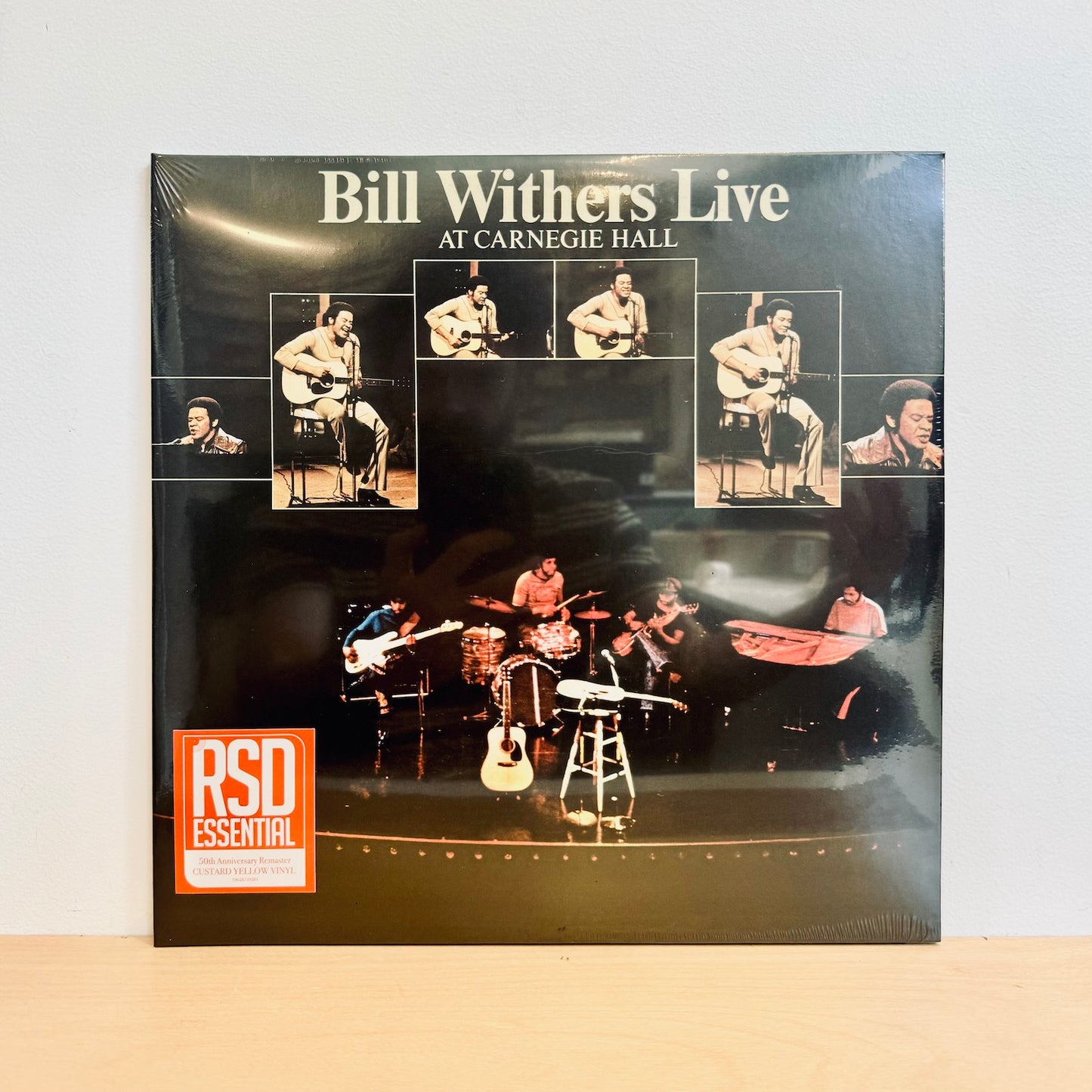 Bill Withers - Live At Carnegie Hall. 2LP [50th Anniversary Remaster / Ltd. Ed. Custard Yellow Vinyl / RSD Essential]