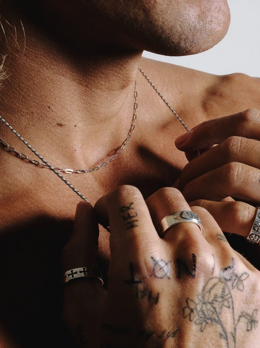 Billie Jo. - Slim Link Necklace - Silver