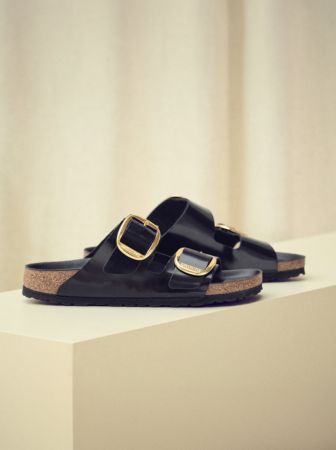 Birkenstock - Arizona - Big Buckle - High Shine Patent Leather - Black - Regular