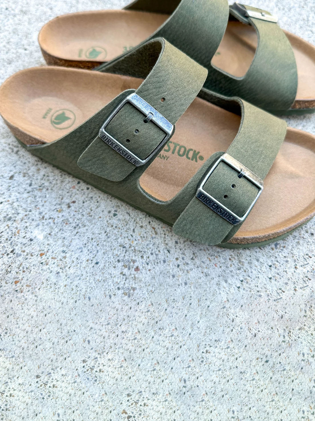 Birkenstock - Arizona - Vegan Birkibuc - Desert Dust Thyme - Regular