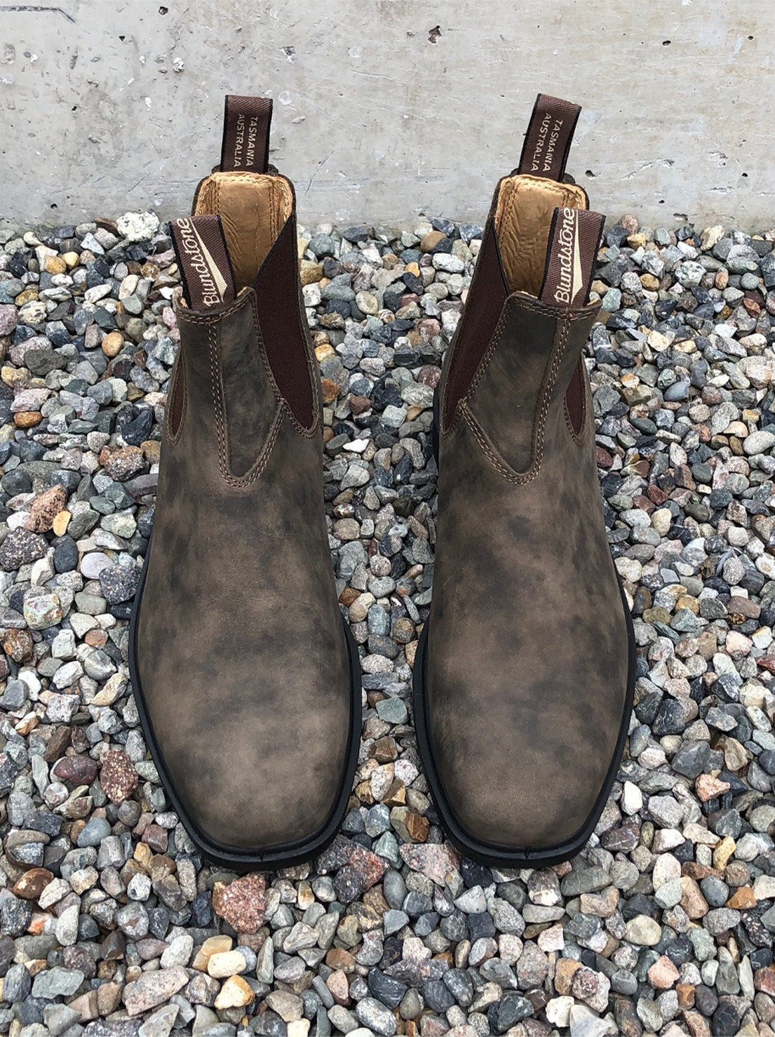 Blundstone - 1306 Unisex Chelsea Dress Boot - Rustic Brown