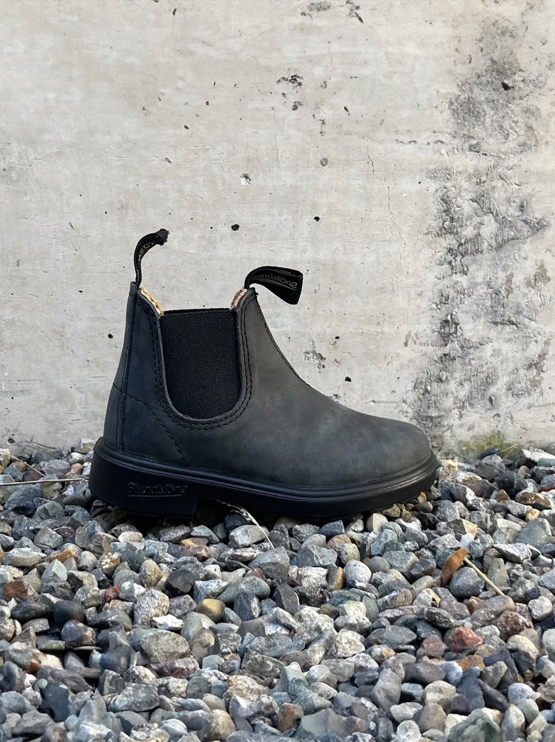 Blundstone - 1325 Kids Chelsea Boot - Rustic Black