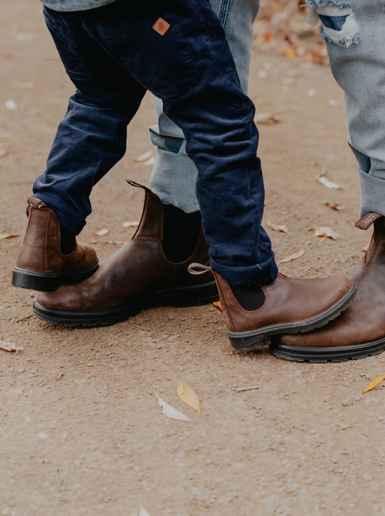 Blundstone - 1468 Kids Chelsea Boot - Antique Brown