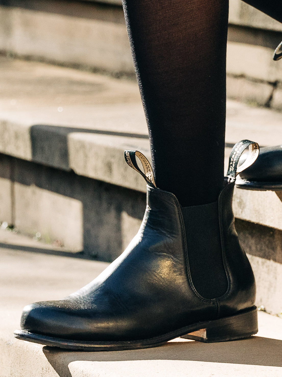 Blundstone - 153 Womens Heritage Chelsea Boot - Black