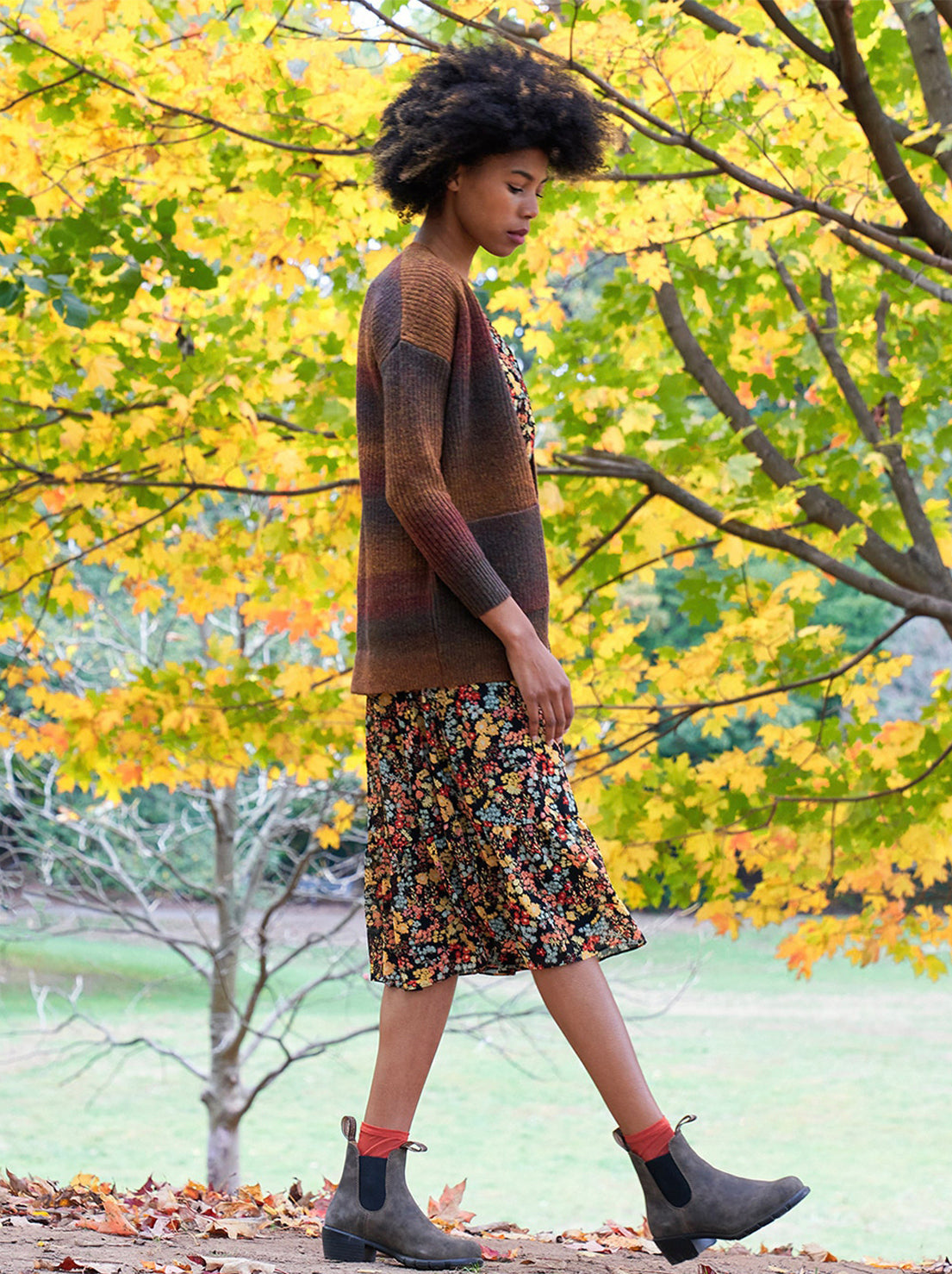 Blundstone - 1677 Women's Heeled Chelsea Boot - Rustic Brown – Abicus