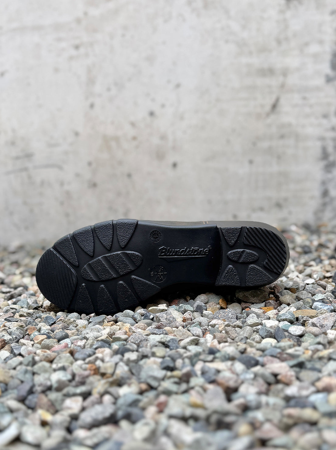 Blundstone - 1677 Womens Heeled Chelsea Boot - Rustic Brown