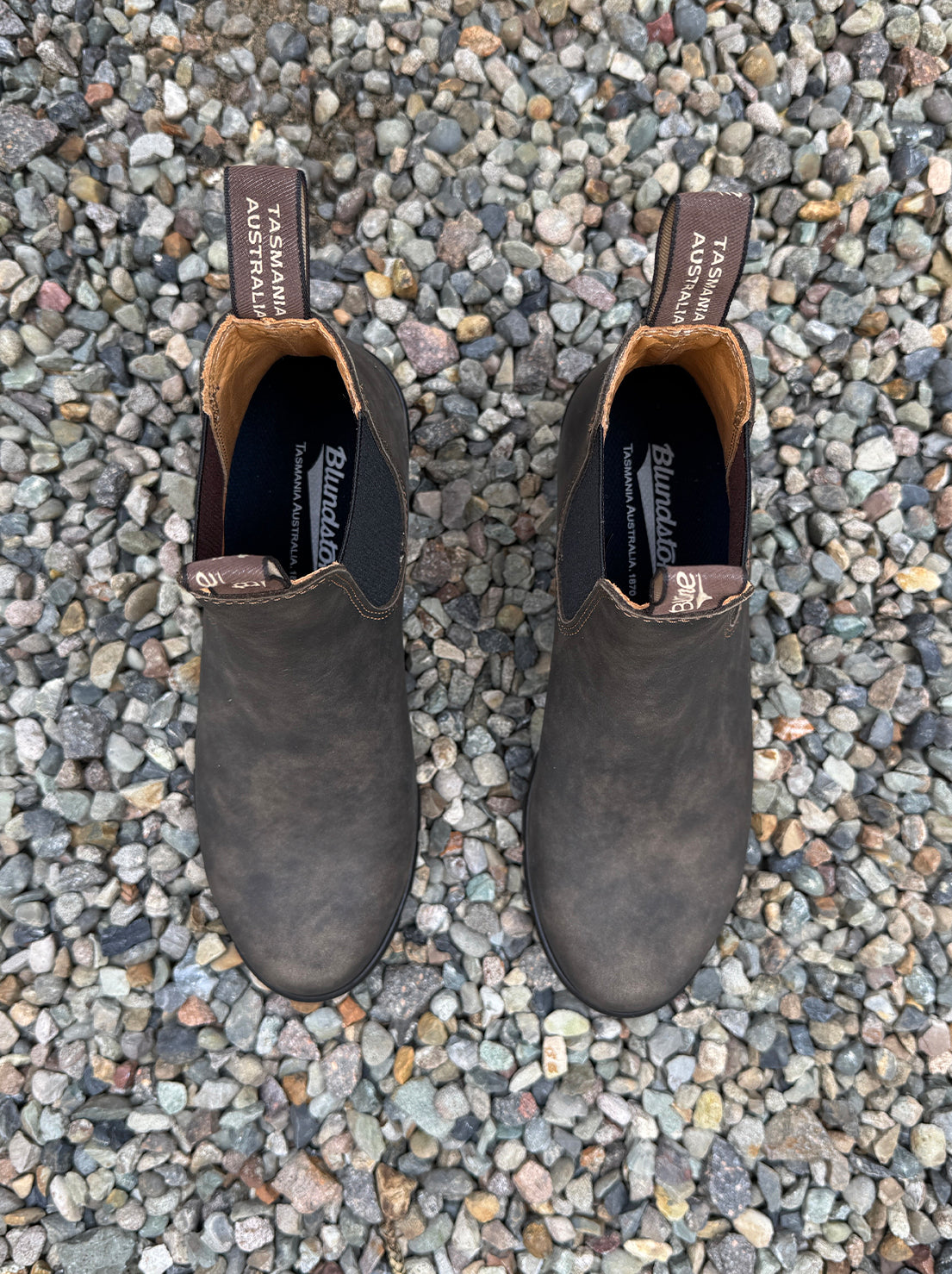 Blundstone - 1677 Womens Heeled Chelsea Boot - Rustic Brown