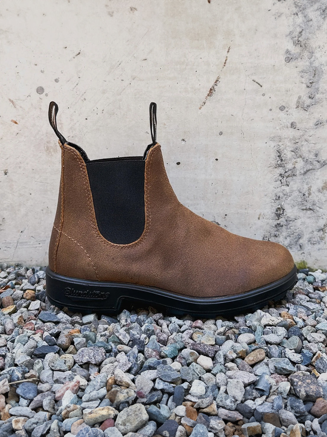 Blundstone - 1911 Unisex Chelsea Boot - Tobacco Suede