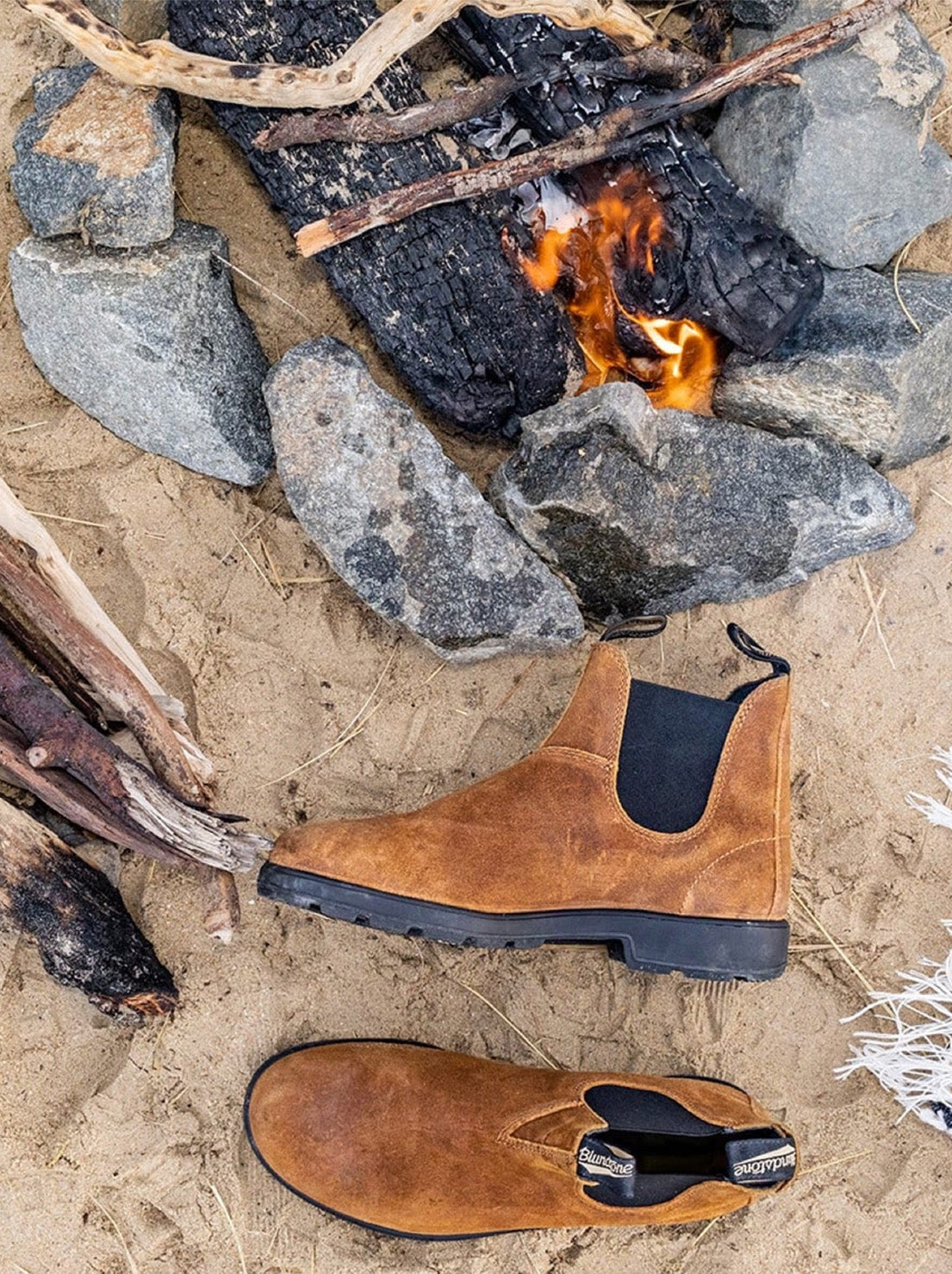 Blundstone - 1911 Unisex Chelsea Boot - Tobacco Suede