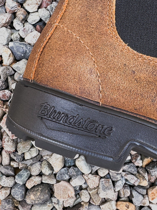 Blundstone - 1911 Unisex Chelsea Boot - Tobacco Suede