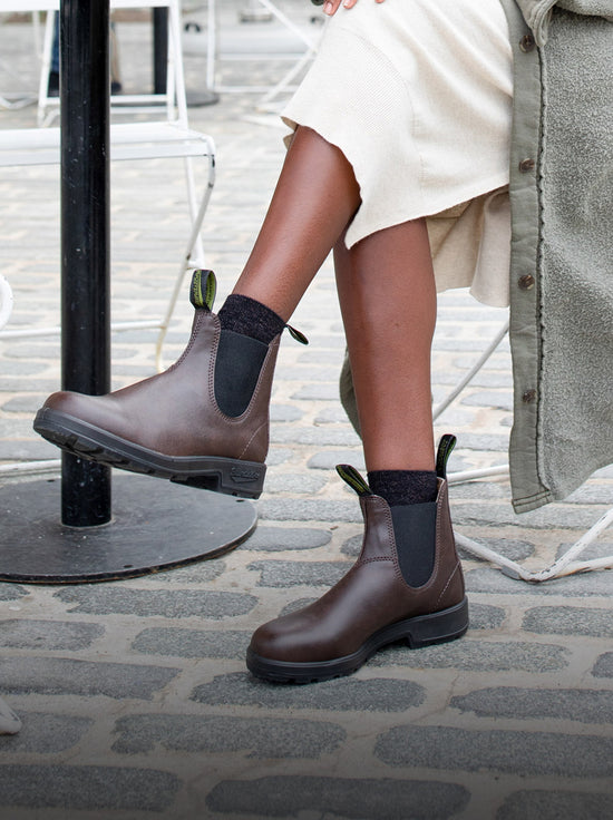 Blundstone - 2116 Unisex Vegan Chelsea Boot - Brown