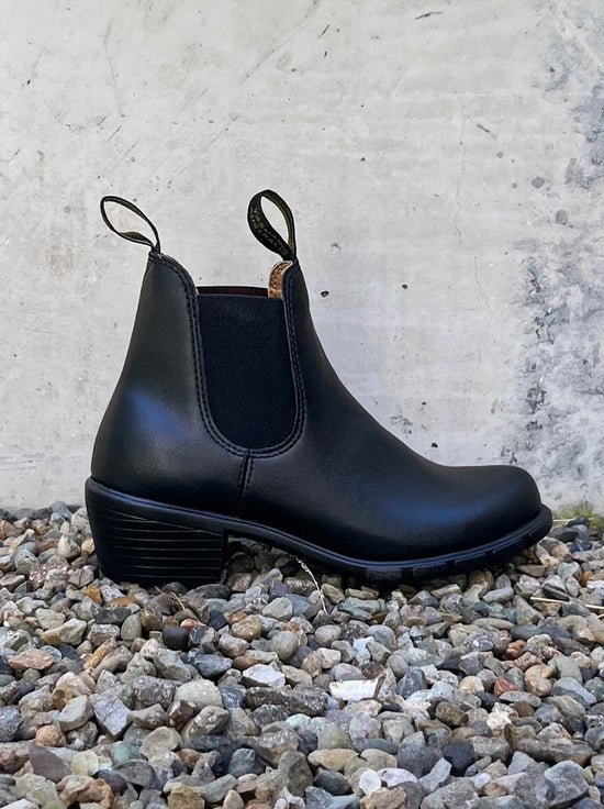 Blundstone - 2231 Womens Vegan Chelsea Boot - Black