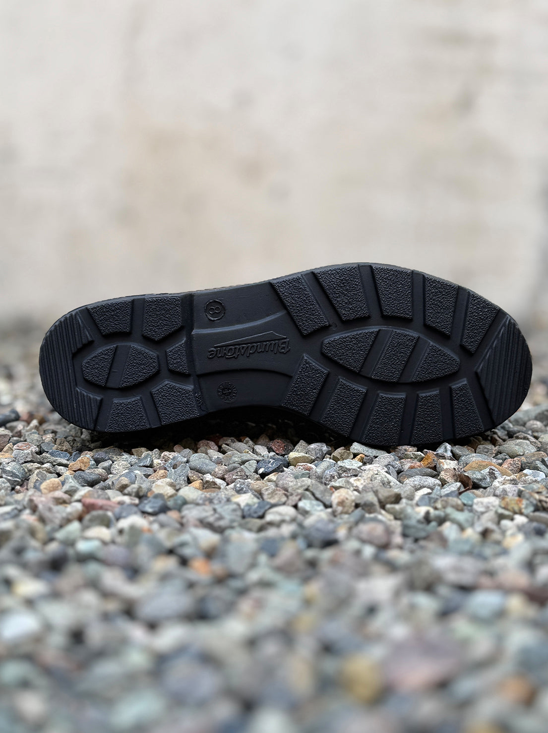 Blundstone - 2410 Unisex Chelsea Boot - Brown Suede