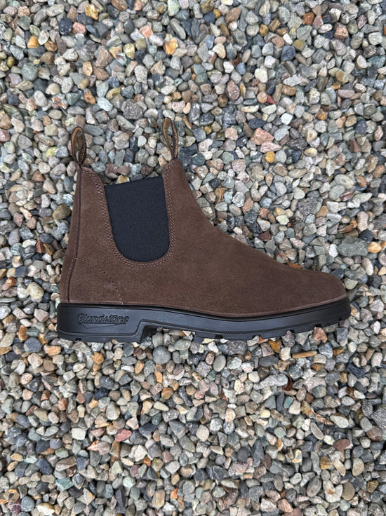 Blundstone - 2410 Unisex Chelsea Boot - Brown Suede