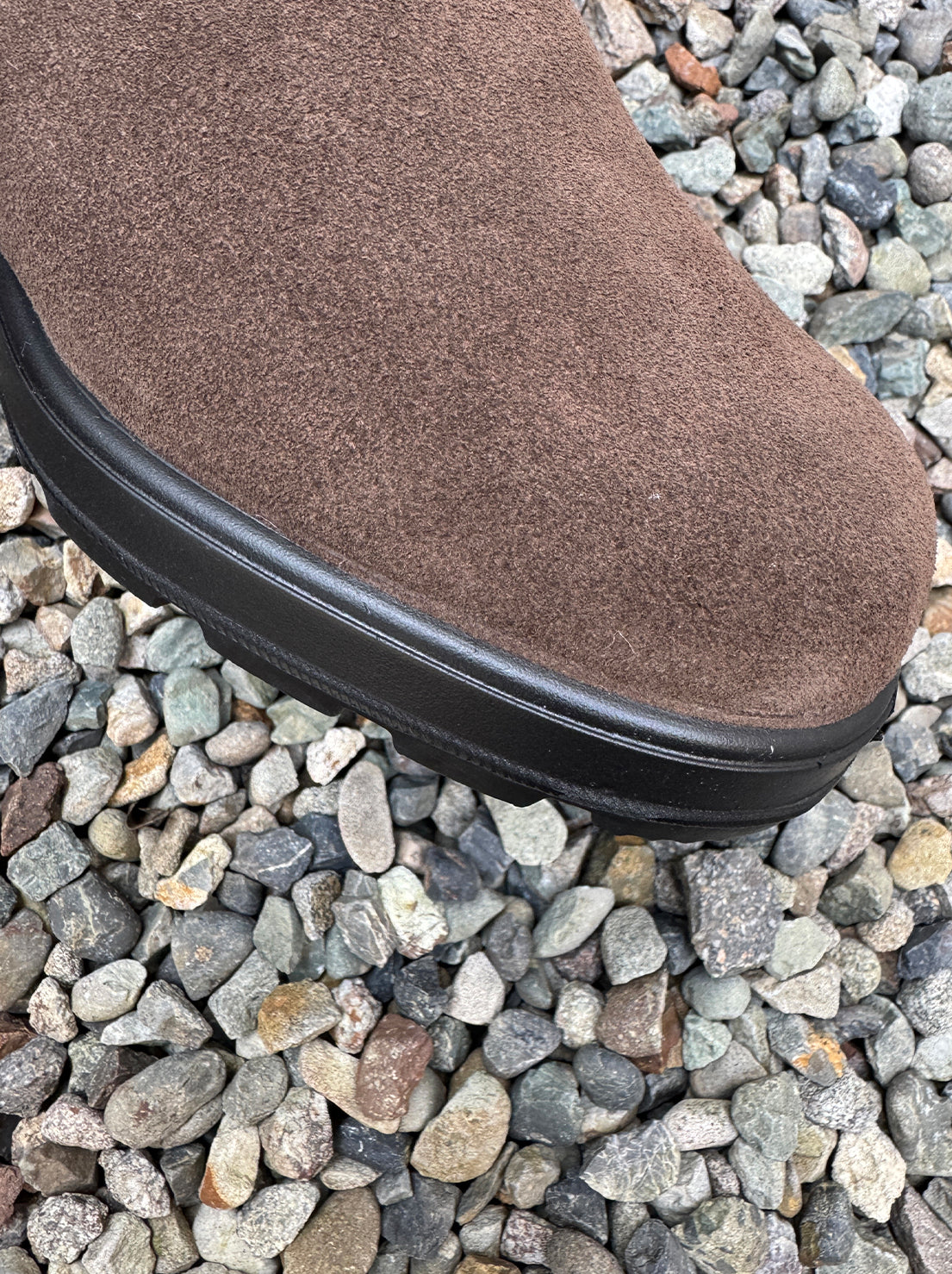 Blundstone - 2410 Unisex Chelsea Boot - Brown Suede