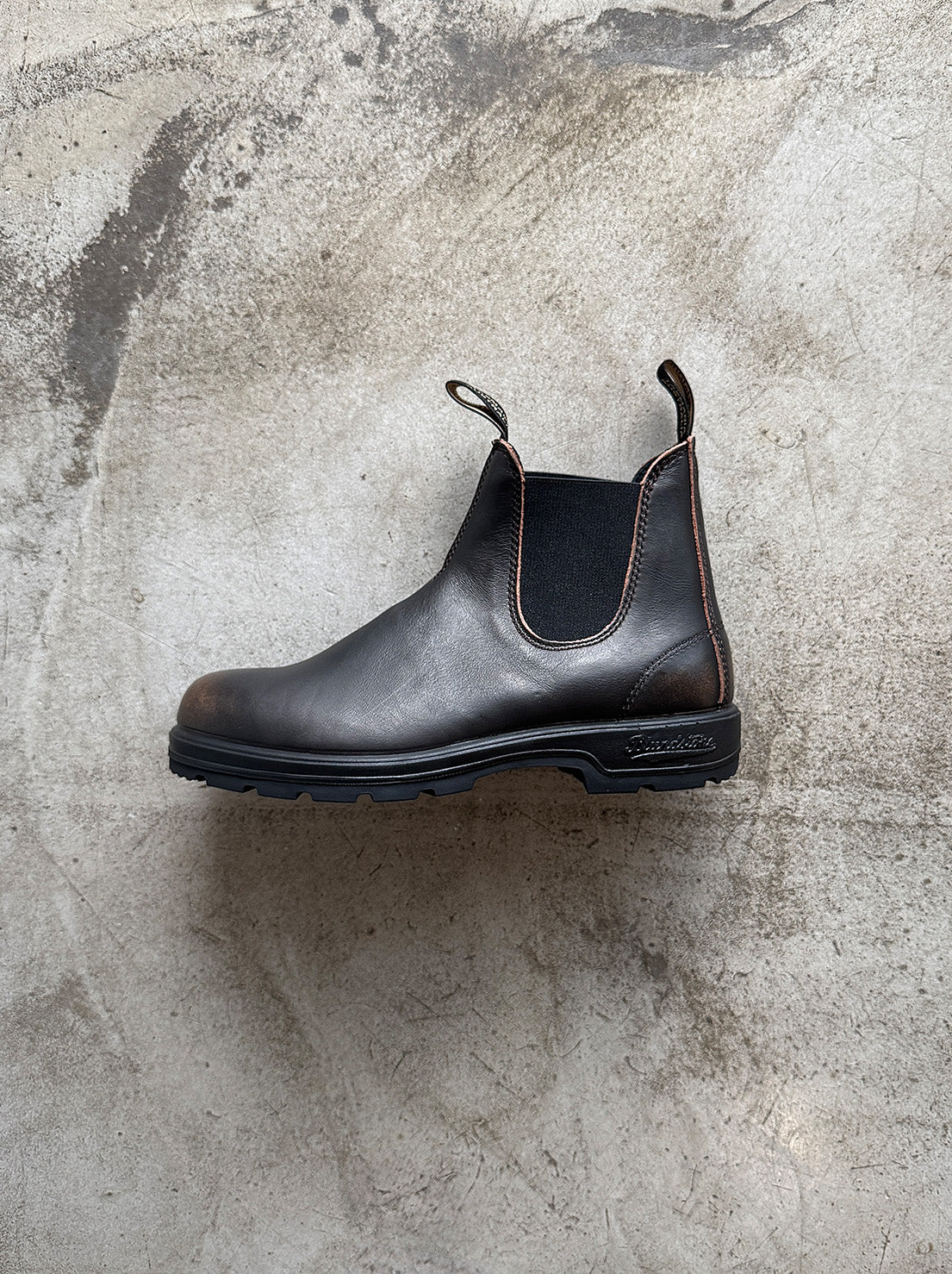 Blundstone - 2440 Unisex Chelsea Boot - Vintage Brown