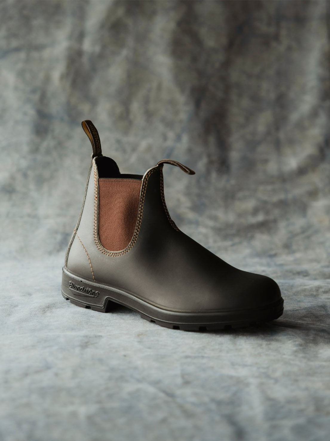 Blundstone - 500 Unisex Chelsea Boot - Stout Brown