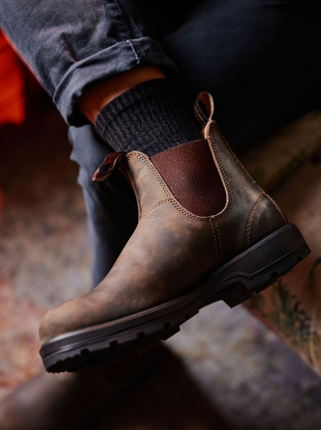 Blundstone - 585 Unisex Chelsea Boot - Rustic Brown