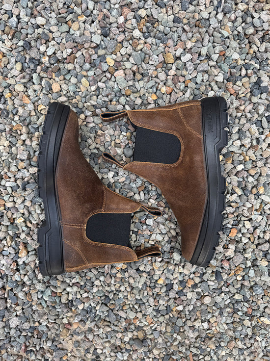 Blundstone - Filson x Blundstone - 2535 Unisex Terrain Chelsea Boot - Sienna Suede