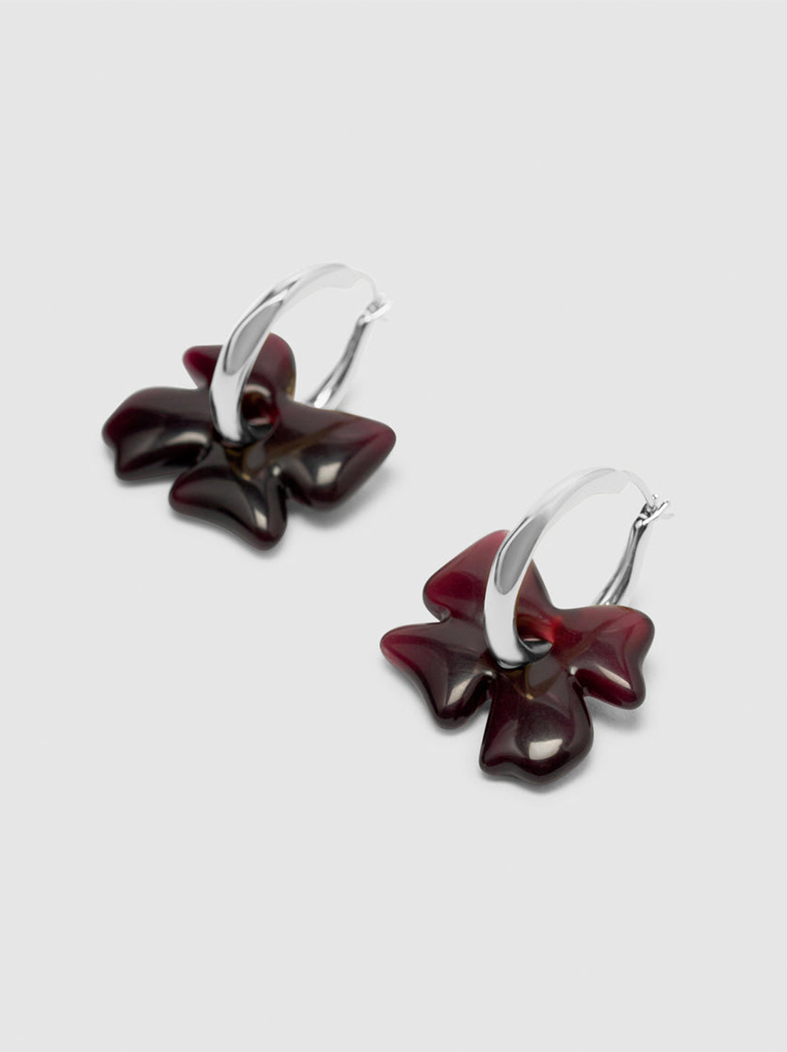 Brie Leon - Glass Flower Earrings - Silver