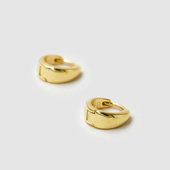 Brie Leon - Mini Curved Solid Sleeper Earrings - Gold