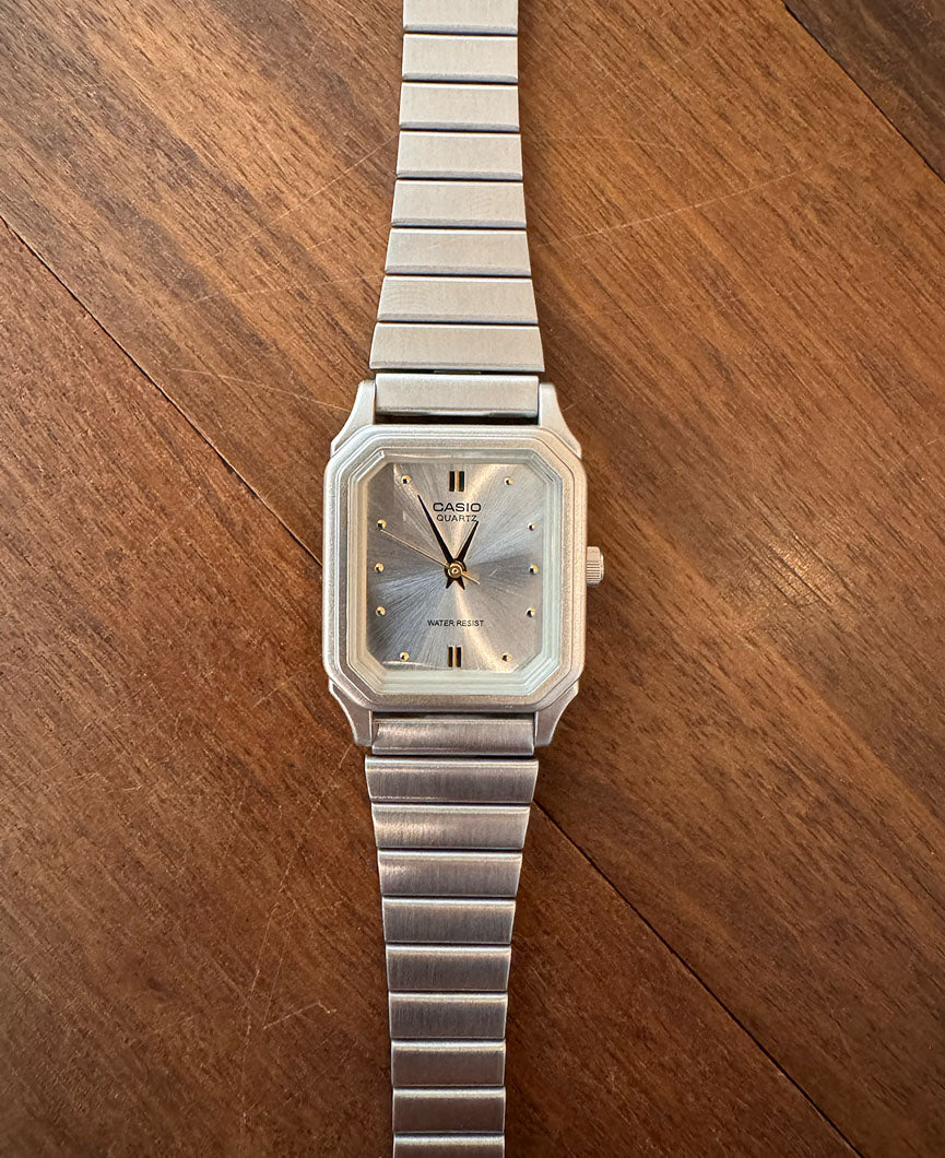 Casio - Ladies Standard Analogue Watch - Silver S/Steel (LQ400D-7AEF)