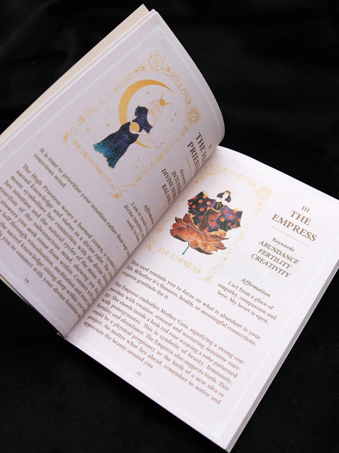 Dreamy Moons - Lightworker Tarot Deck