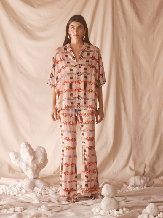 Kinga Csilla - Cuore Luna Flare - Floral Check