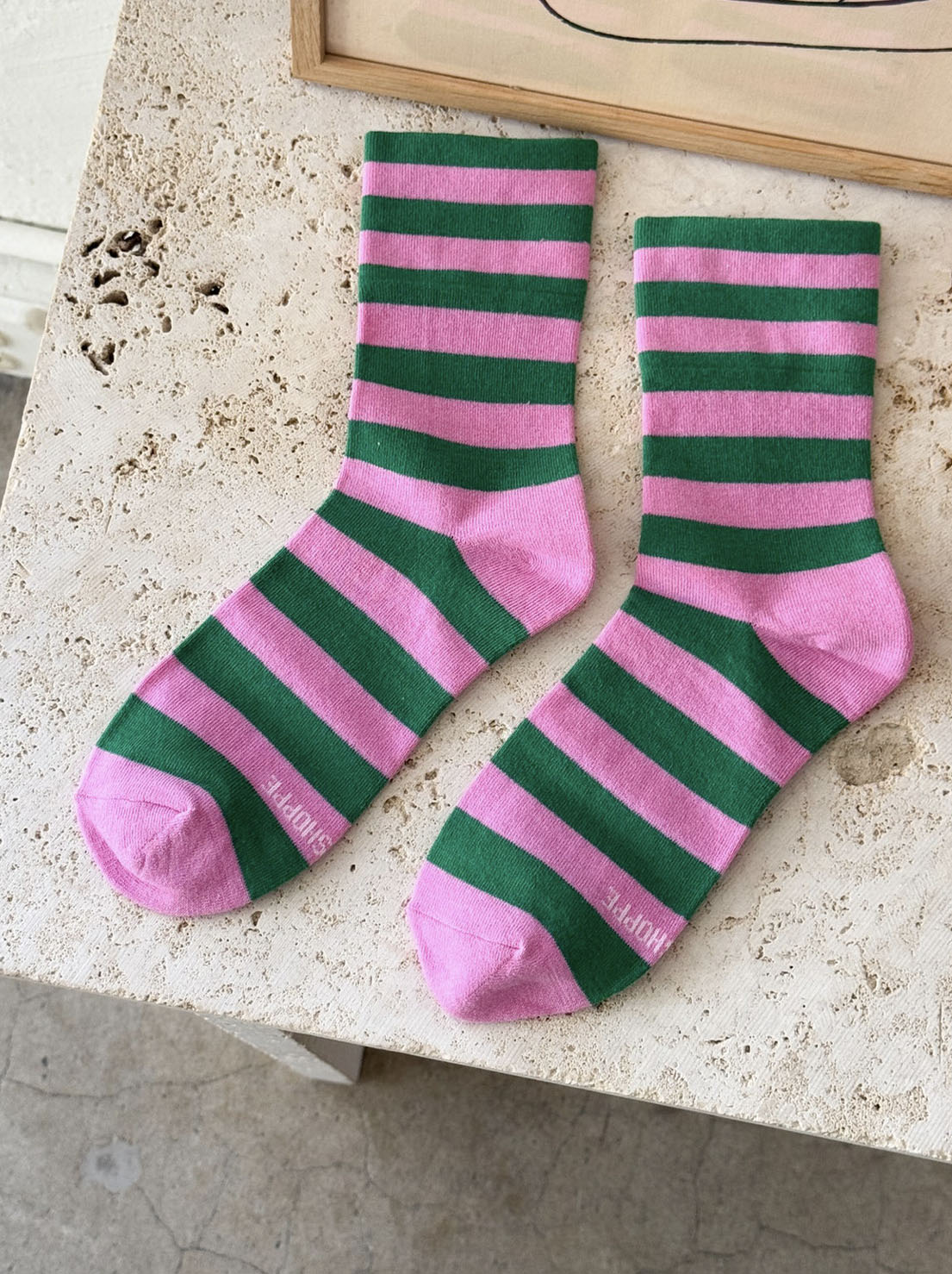 Le Bon Shoppe - Wide Wally Socks - Wide / Pink Green